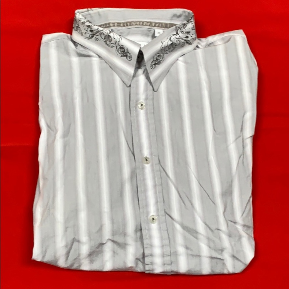 7 Diamonds medium cotton shirt.